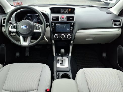 Used 2018 Subaru Forester 2.5i Premium AWD/4WD image 16