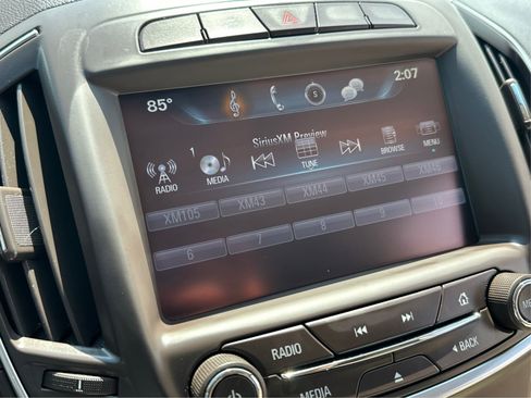 Used 2017 Buick Regal AWD image 18