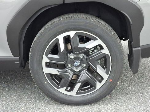 New 2025 Subaru Forester Limited image 5