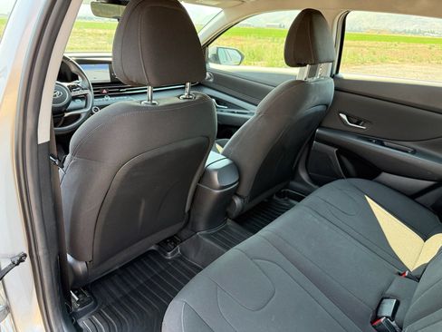 Used 2023 Hyundai Elantra SEL w/ Convenience Package FWD image 27