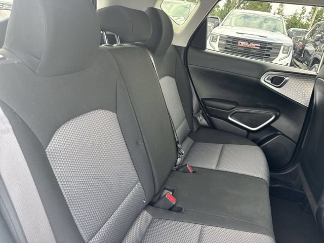 Used 2023 Kia Soul S FWD image 31