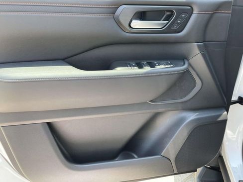 New 2025 Nissan Armada PRO-4X w/ Pro-4X Premium Package image 17