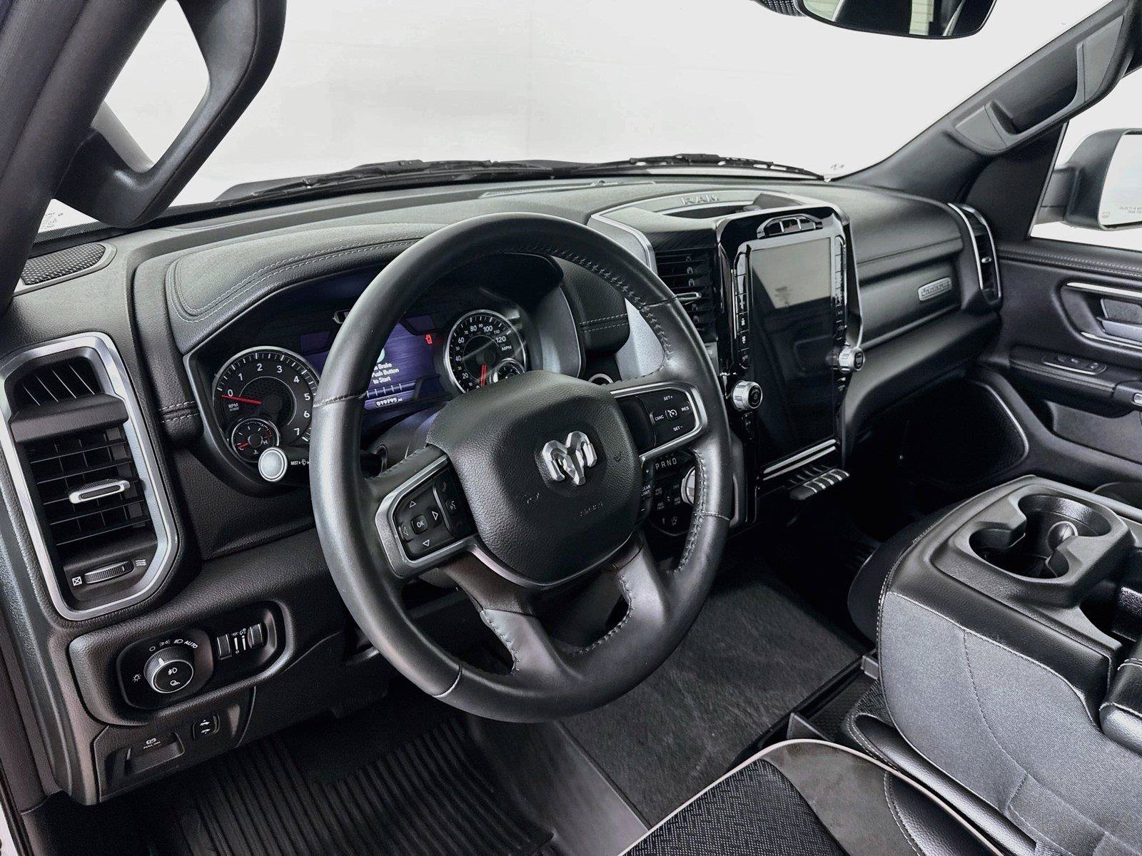 Used 2024 RAM 1500 Laramie AWD/4WD image 24