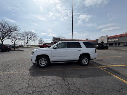 Used 2018 GMC Yukon SLT image 1