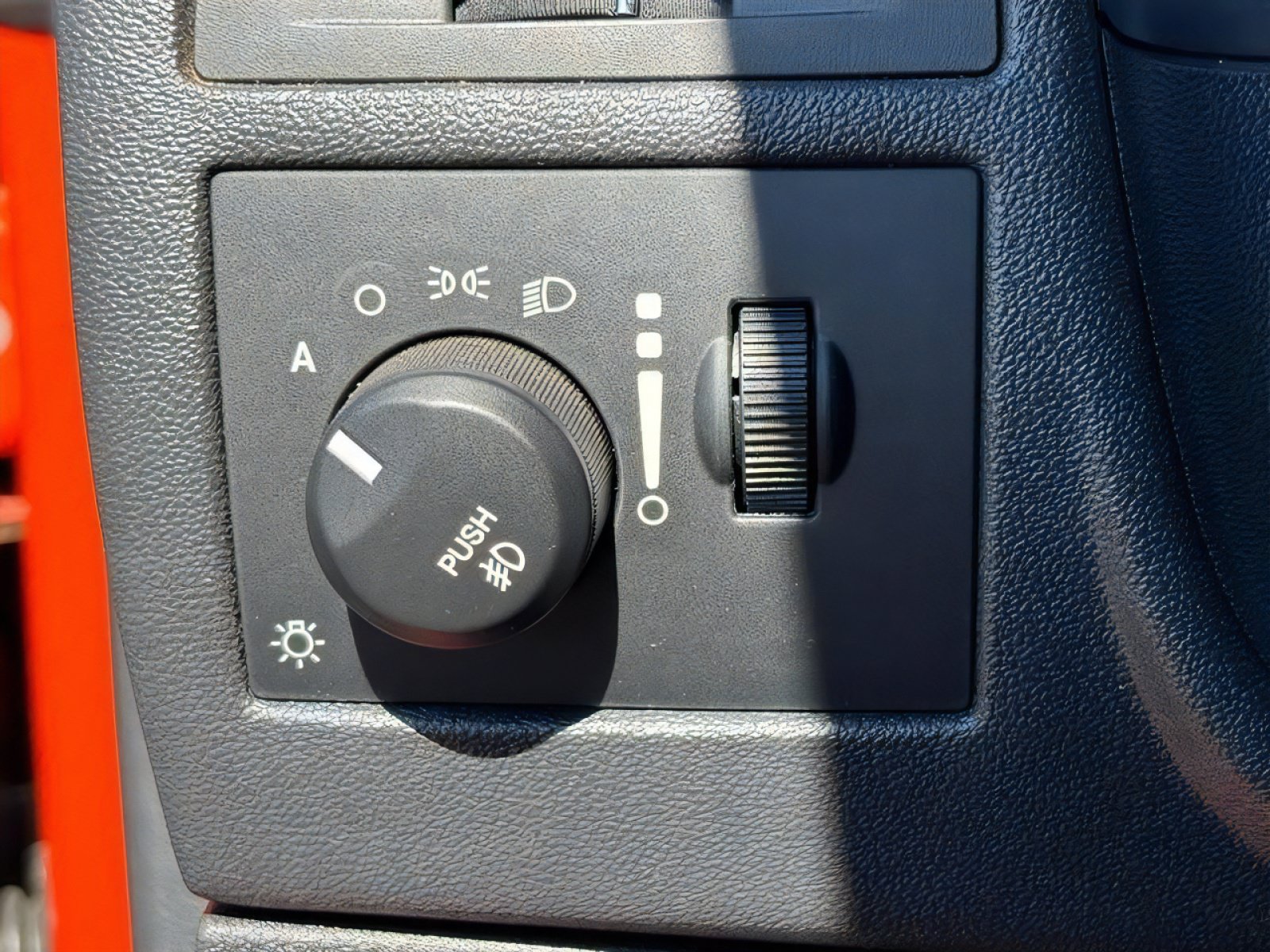 Used 2008 Dodge Challenger SRT8 RWD image 26