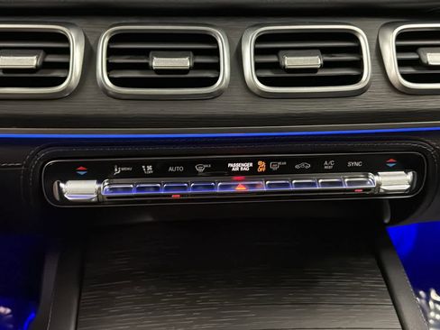 Used 2024 Mercedes-Benz GLE 350 4MATIC image 23