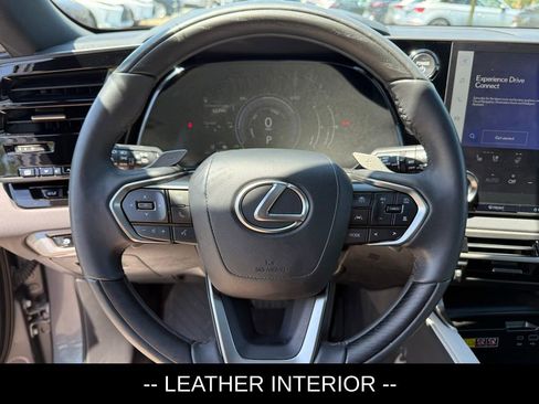 Used 2023 Lexus RX 350h w/ Accessory Package (2T) AWD/4WD image 8