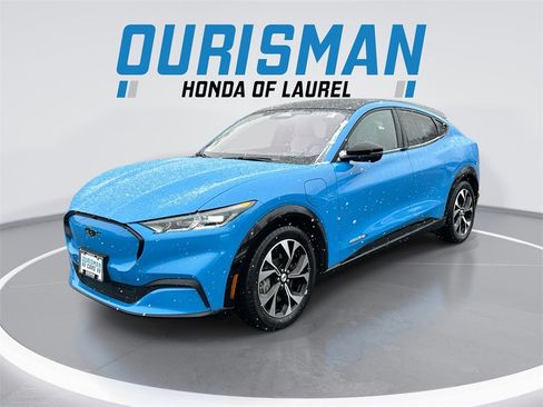 Used 2022 Ford Mustang Mach-E Premium image 1