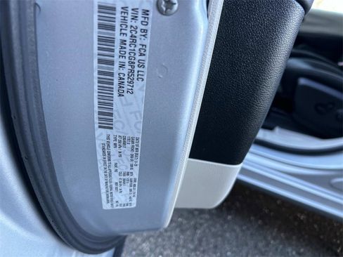 Used 2023 Chrysler Voyager LX image 34