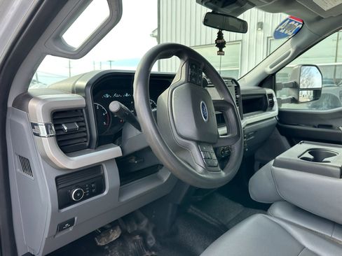 Used 2024 Ford F550 4x4 SuperCab Super Duty image 23