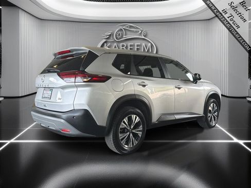 Used 2023 Nissan Rogue SV FWD image 5