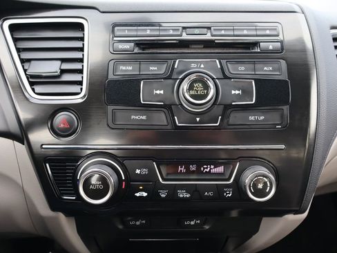 Used 2013 Honda Civic Hybrid Sedan image 36