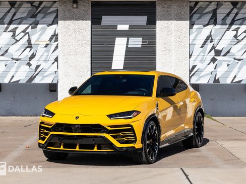 Used 2019 Lamborghini Urus image 5