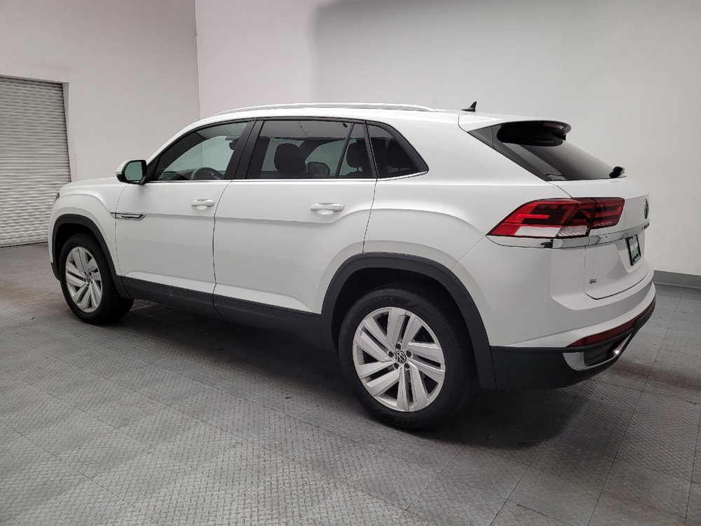 Used 2023 Volkswagen Atlas Cross Sport SE FWD image 3