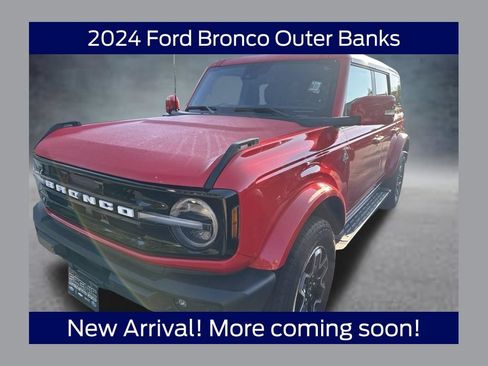 Used 2024 Ford Bronco Outer Banks AWD/4WD image 1