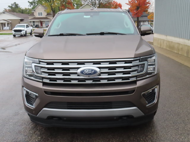 Used 2019 Ford Expedition Limited w/ Equipment Group 302A AWD/4WD image 12