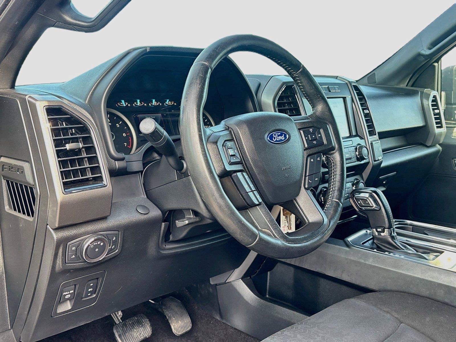 Used 2018 Ford F150 XLT w/ Equipment Group 302A Luxury RWD image 9