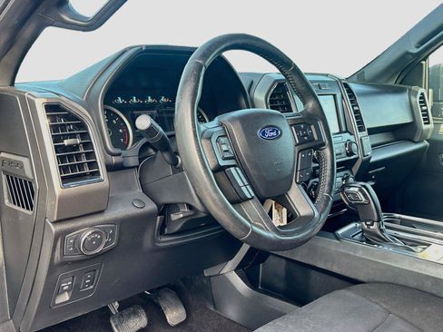 Used 2018 Ford F150 XLT w/ Equipment Group 302A Luxury RWD image 9