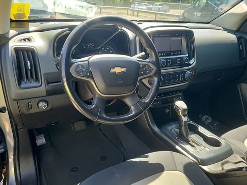 Used 2022 Chevrolet Colorado Z71 RWD image 7