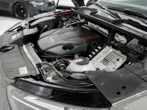 Used 2025 Audi SQ5 Premium Plus w/ Premium Plus Package image 39