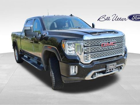 Used 2020 GMC Sierra 3500 Denali w/ Denali Ultimate Package image 3