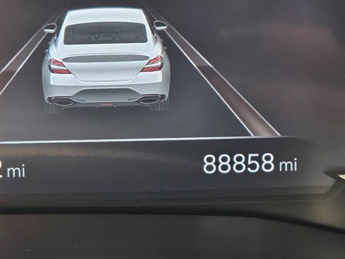 Used 2022 Genesis G70 2.0T w/ Prestige Package RWD image 20