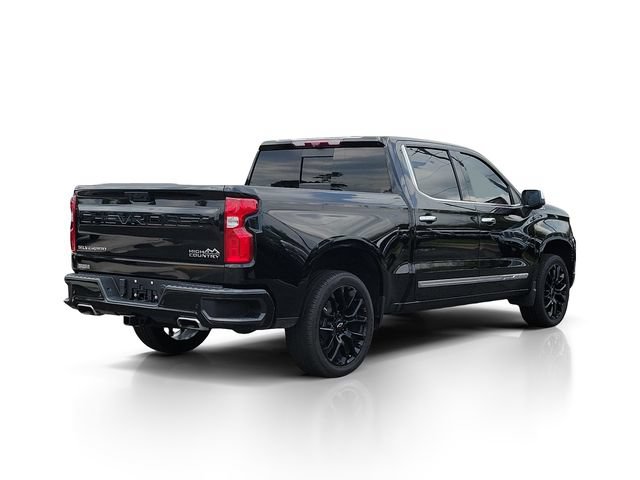 Used 2024 Chevrolet Silverado 1500 High Country w/ Technology Package AWD/4WD image 4