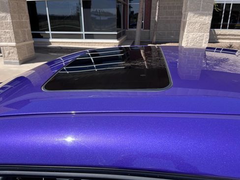 Used 2010 Dodge Challenger SRT8 w/ SRT Option Group II image 9