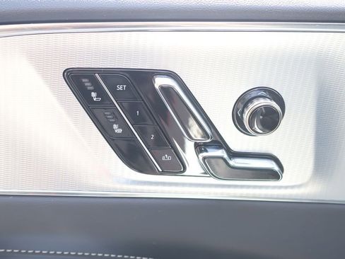 Certified 2024 Cadillac Lyriq Tech RWD image 11