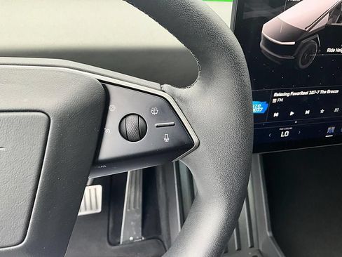 Used 2025 Tesla Cybertruck Cyberbeast AWD/4WD image 38