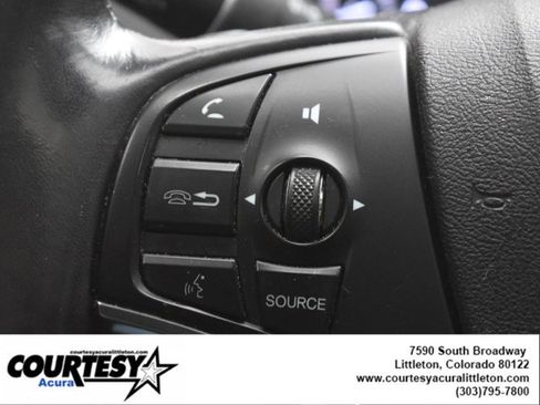 Used 2017 Acura MDX SH-AWD image 10