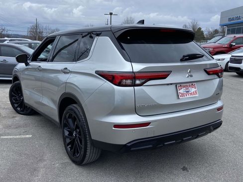 Used 2023 Mitsubishi Outlander SEL image 24