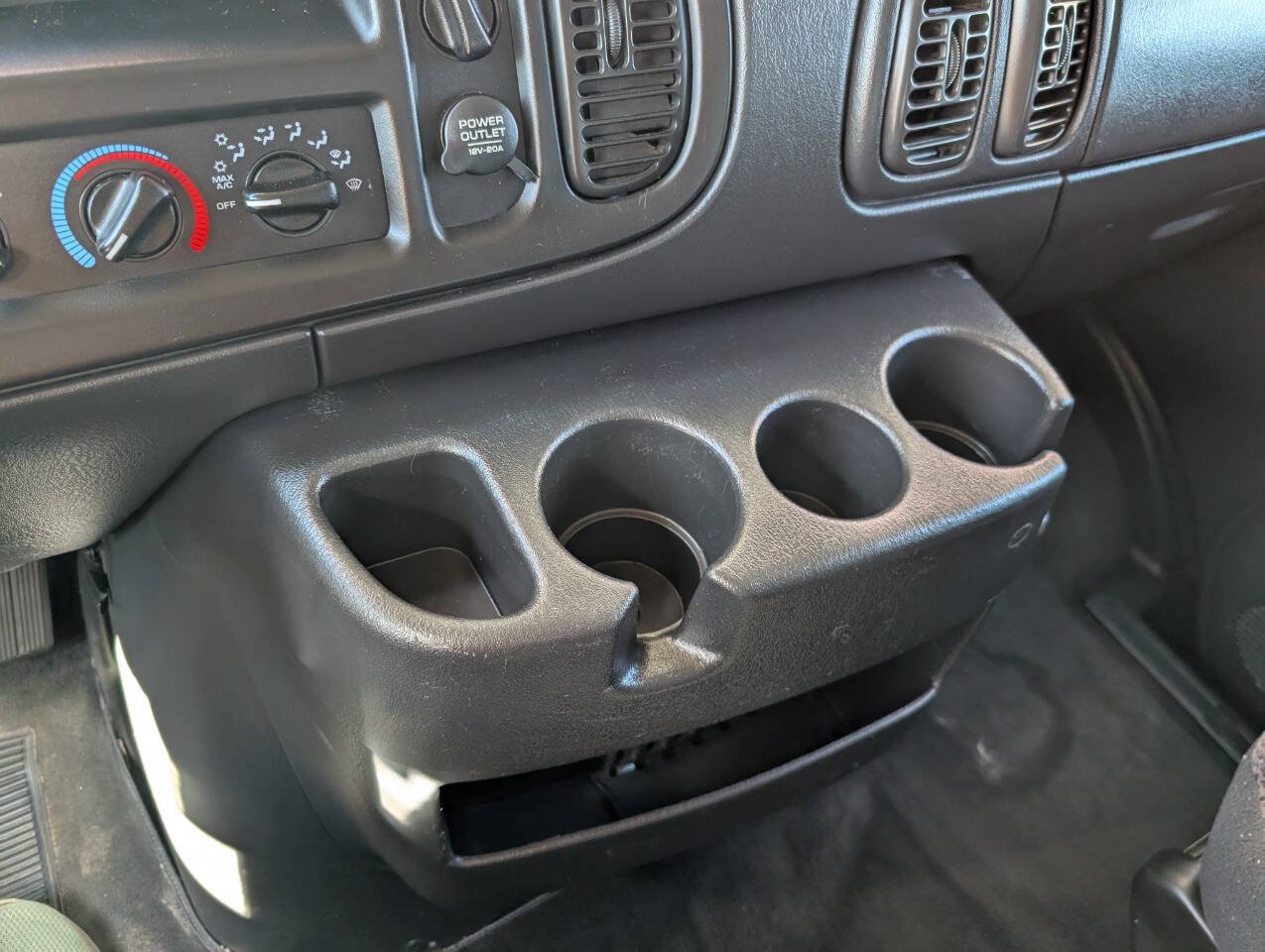 Used 2002 Dodge B3500 RWD image 23