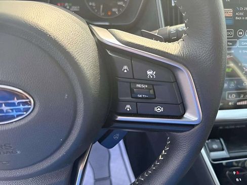 Used 2025 Subaru Outback Limited image 26