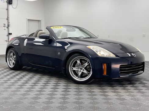 Used 2007 Nissan 350Z Touring RWD image 5