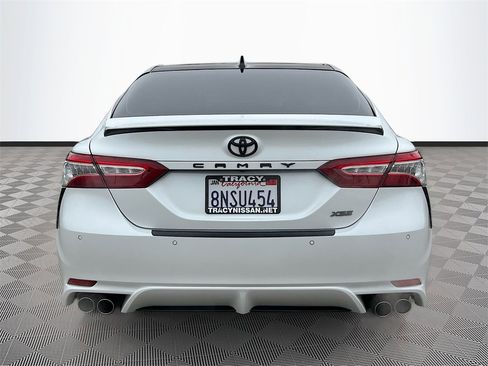 Used 2020 Toyota Camry XSE image 6