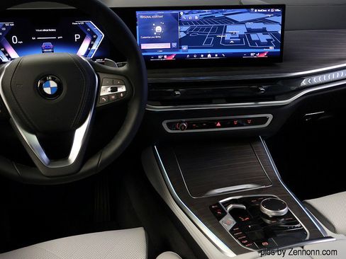 Used 2026 BMW X5 xDrive40i w/ Climate Comfort Package image 16