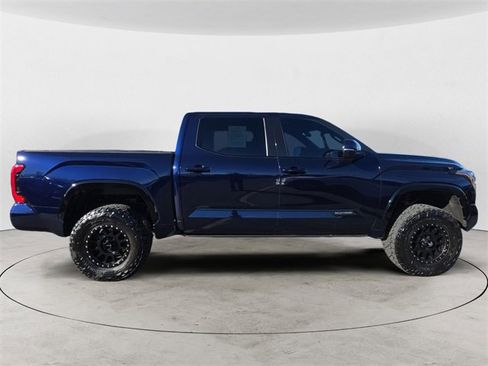 Used 2023 Toyota Tundra Platinum image 6