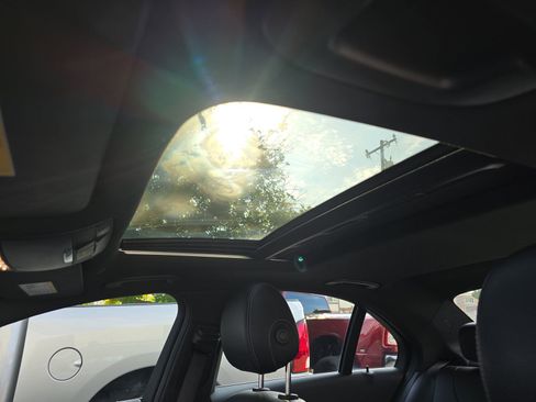 Used 2019 Mercedes-Benz C 300 Sedan w/ Premium Package image 13