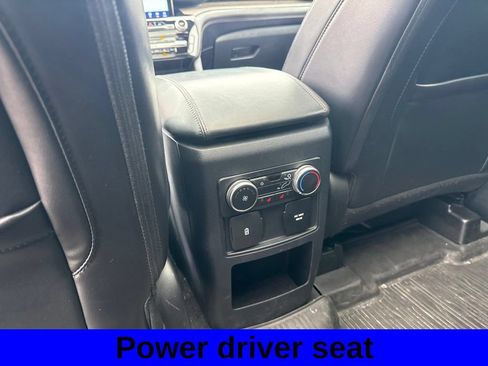 Used 2021 Ford Explorer Platinum w/ Equipment Group 601A AWD/4WD image 7