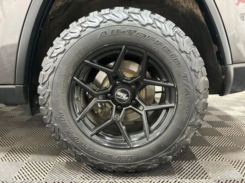 Used 2015 Jeep Grand Cherokee Limited AWD/4WD image 34