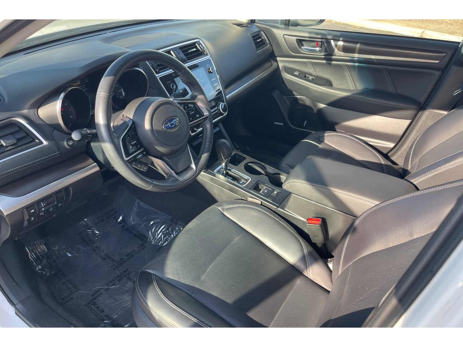 Used 2018 Subaru Legacy 3.6R Limited AWD/4WD image 10