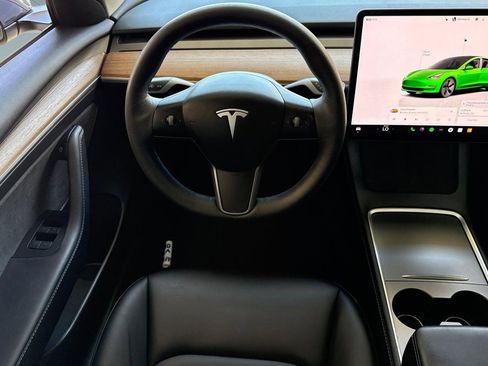 Used 2023 Tesla Model 3 Standard Range image 26