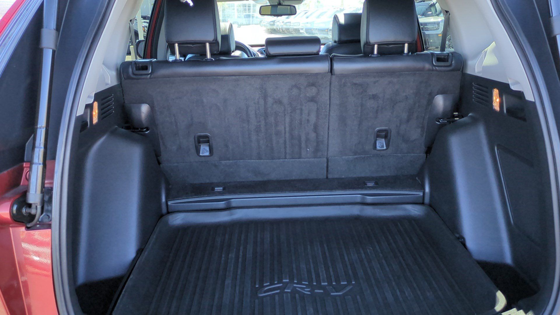 Used 2017 Honda CR-V Touring image 29