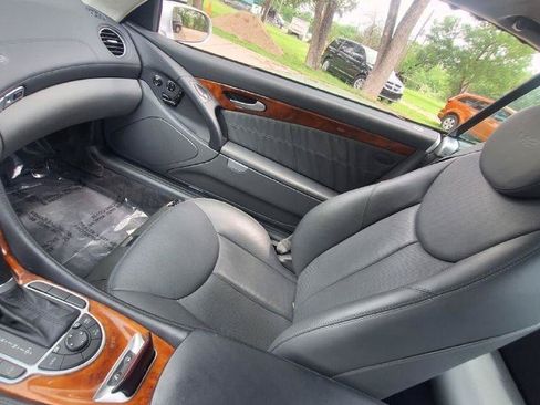 Used 2006 Mercedes-Benz SL 600 image 2