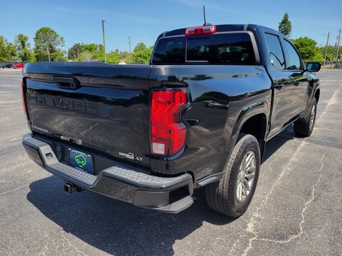 Certified 2024 Chevrolet Colorado LT w/ LT Convenience Package II RWD image 5