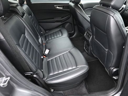 Used 2023 Ford Edge SEL image 8