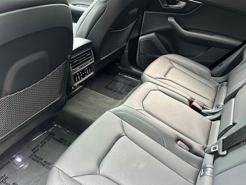 Certified 2025 Audi Q8 Prestige w/ Prestige Package image 12