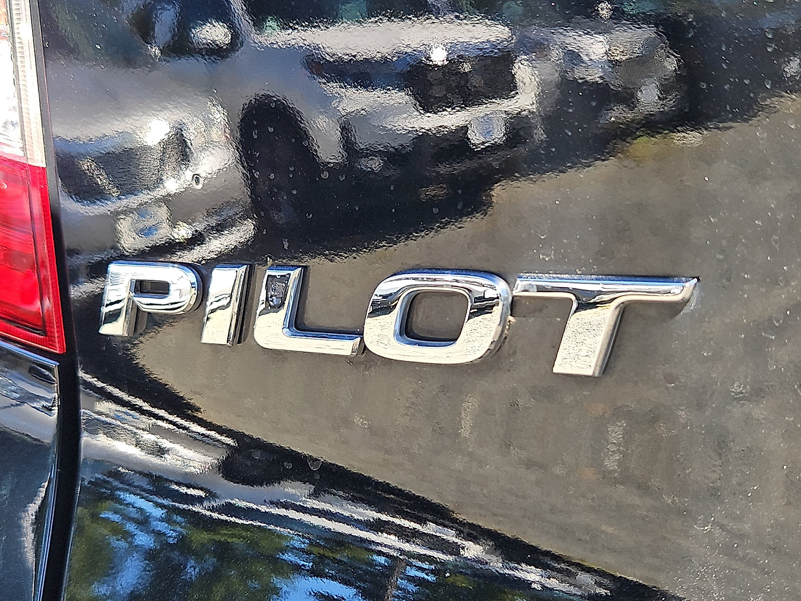 Used 2020 Honda Pilot Touring image 37