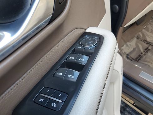 Used 2021 GMC Yukon XL Denali w/ Denali Ultimate Package AWD/4WD image 17